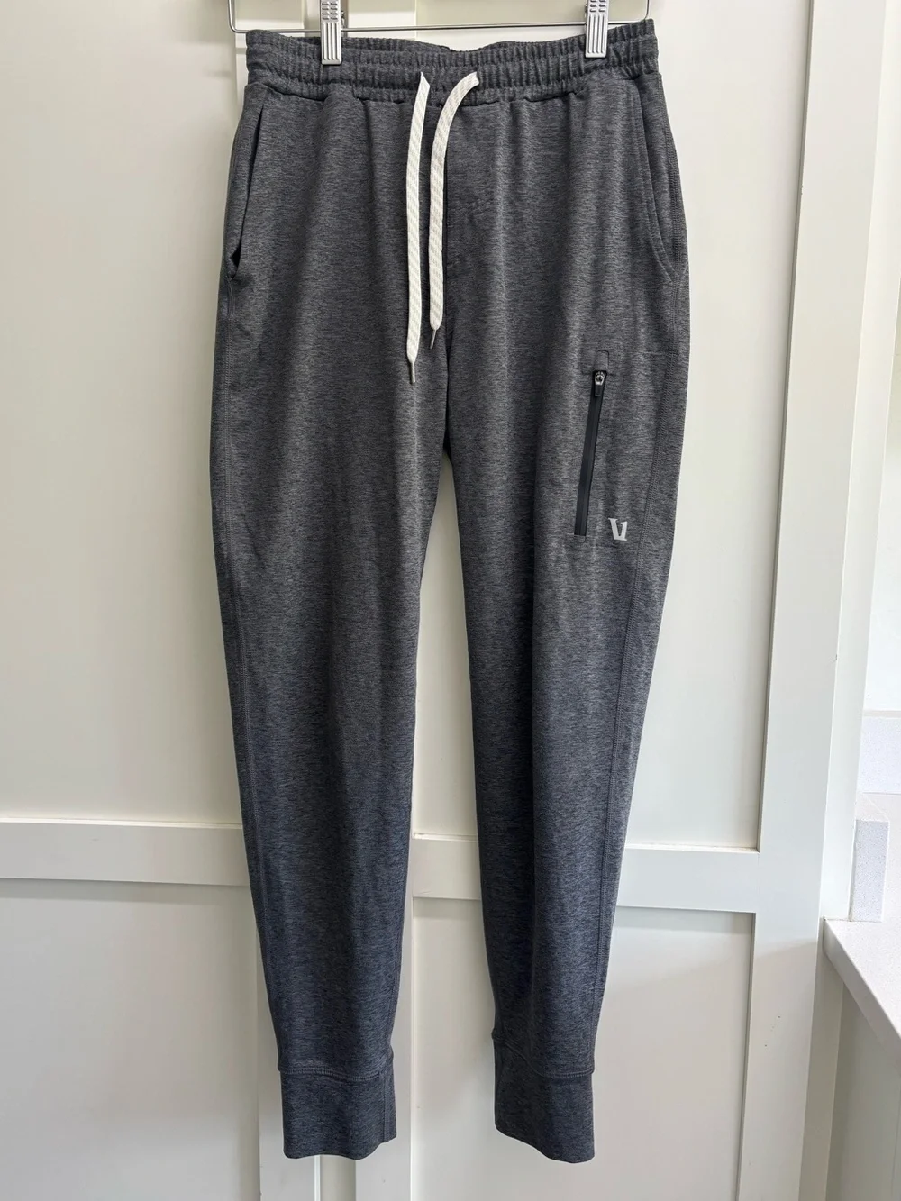 Vuori Sunday Performance Jogger Men’s XS Heather Gray Drawstring Athletic Pant